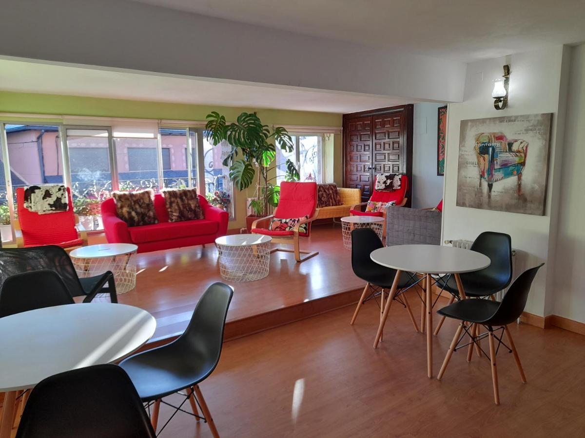 Hostal "Los Chanos El Ruso" Galende Kültér fotó