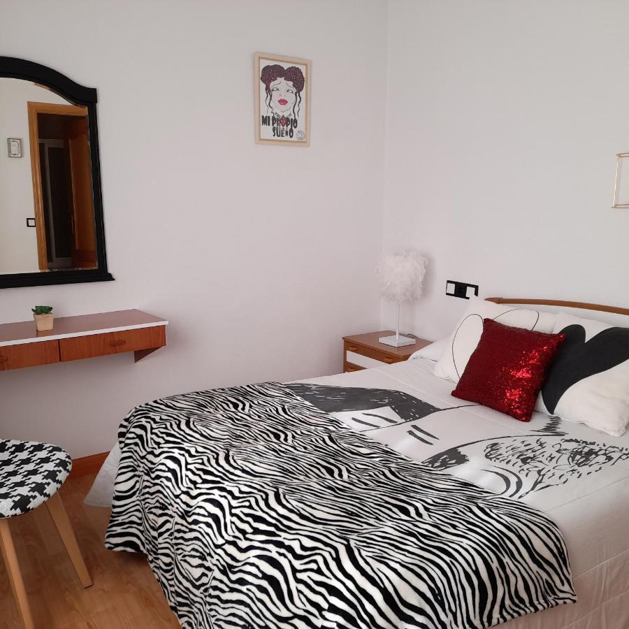 Hostal "Los Chanos El Ruso" Galende Kültér fotó