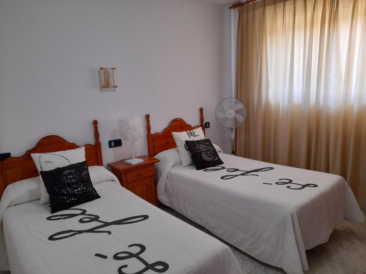 Hostal "Los Chanos El Ruso" Galende Kültér fotó