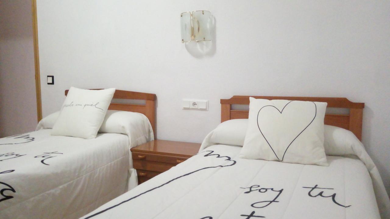 Hostal "Los Chanos El Ruso" Galende Kültér fotó